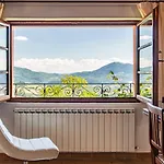 Il Poggio, Casa Rosa