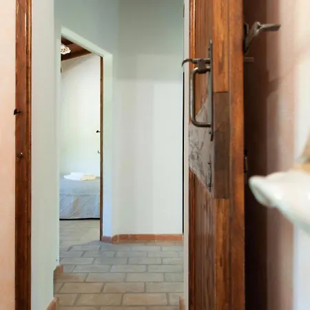 Il Poggio, Casa Rosa אומברטידה