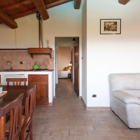 Il Poggio, Casa Rosa