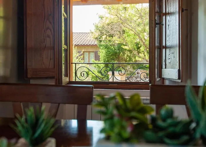 Il Poggio, Casa Rosa